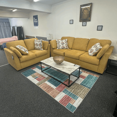 COUCHES